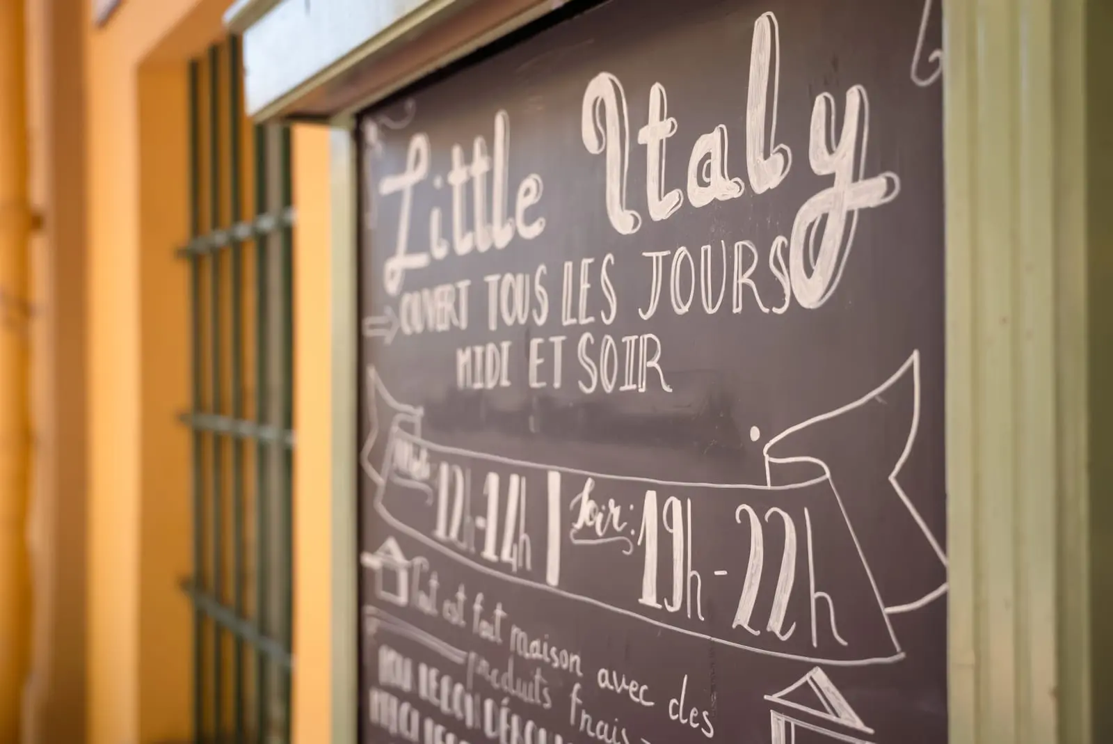 Ouvert tous les jours, midi et soir