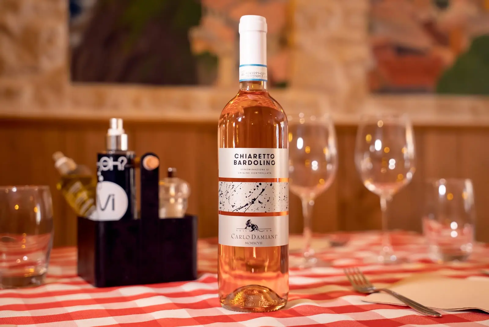 Bouteille de Chiaretto di Bardolino · rosé de Vénétie